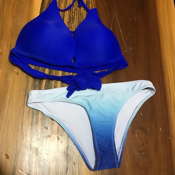 💥HP💥 Top Royal Blue Bikini! 5⭐️ - Picture 6 of 8